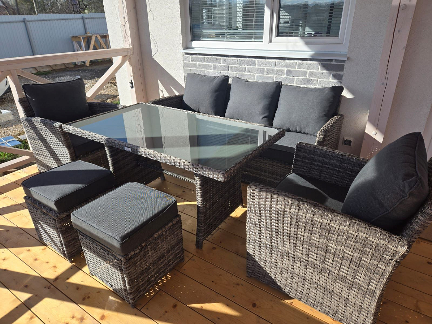 Плетеный комплект мебели ZOYA из серого ротанга